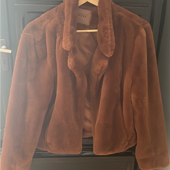 Crop faux fur jacket BlankNYC - Picture 3 of 4